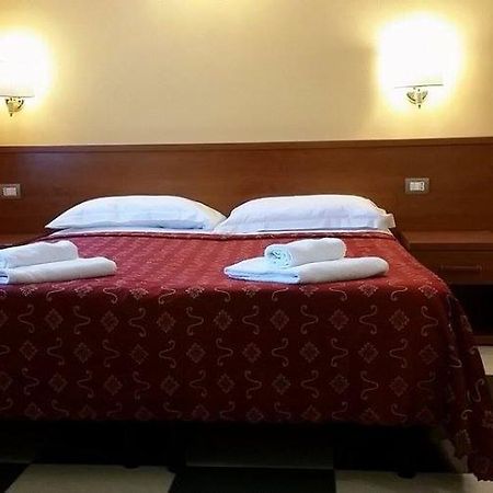 Incantoromano Guest House מראה חיצוני תמונה