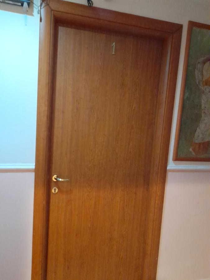 Incantoromano Guest House מראה חיצוני תמונה