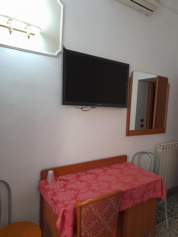 Incantoromano Guest House מראה חיצוני תמונה