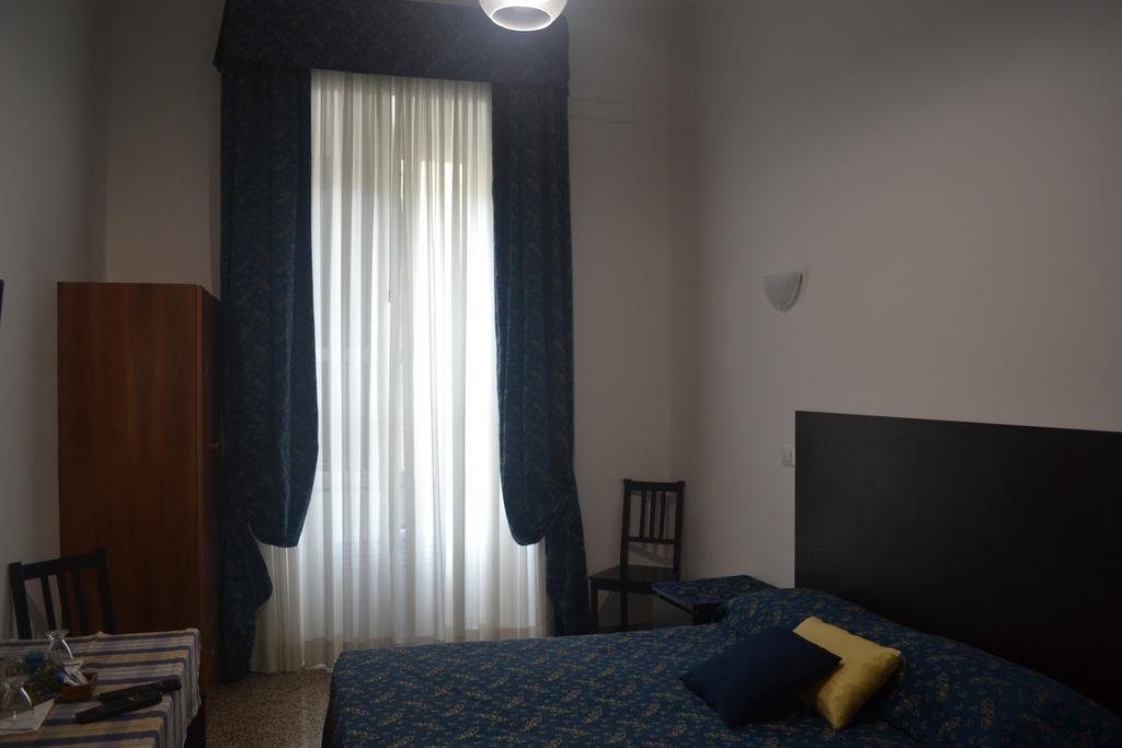 Incantoromano Guest House מראה חיצוני תמונה