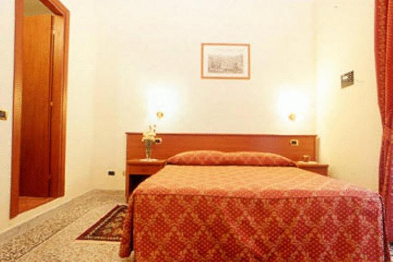 Incantoromano Guest House מראה חיצוני תמונה